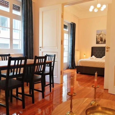 Elegant Apartment In Syntagma Square Athens Luaran gambar